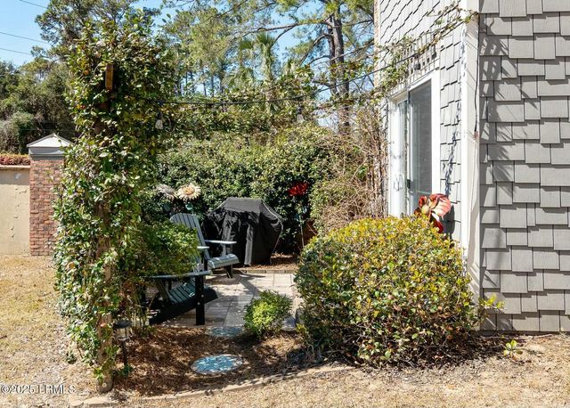 77 Battery Creek Club Drive, Beaufort, SC 29902