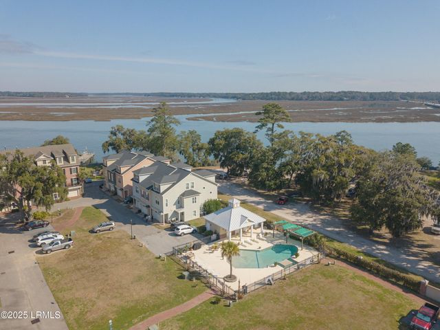 77 Battery Creek Club Drive, Beaufort, SC 29902
