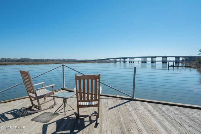 77 Battery Creek Club Drive, Beaufort, SC 29902