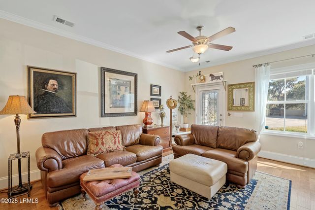 77 Battery Creek Club Drive, Beaufort, SC 29902