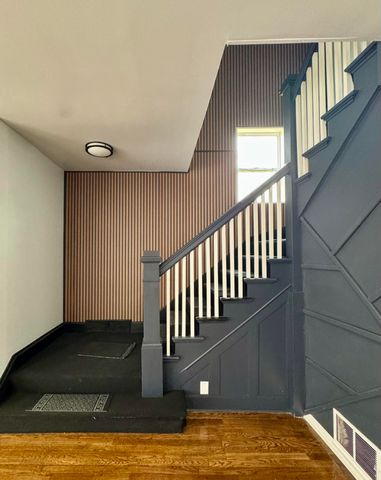 725 Polk Street, Gary, IN 46402