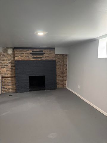 725 Polk Street, Gary, IN 46402