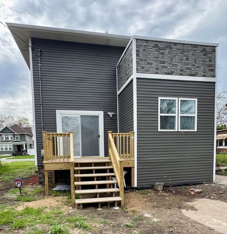 725 Polk Street, Gary, IN 46402
