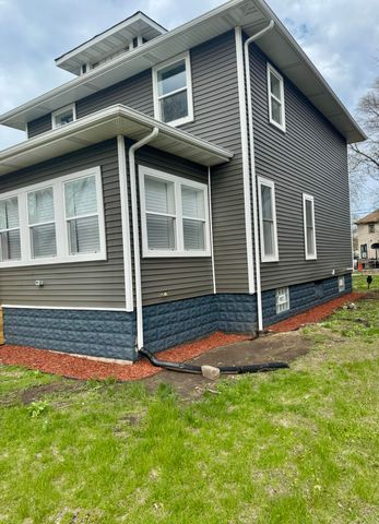 725 Polk Street, Gary, IN 46402