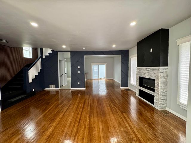725 Polk Street, Gary, IN 46402