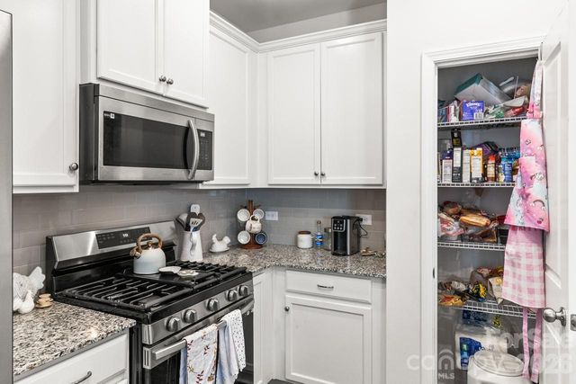 3738 Yorkshire Place, Terrell, NC 28682