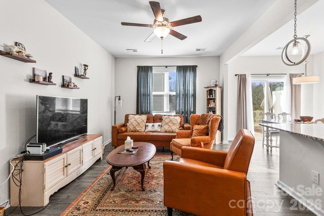 3738 Yorkshire Place, Terrell, NC 28682