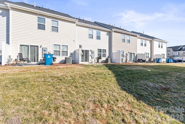 3738 Yorkshire Place, Terrell, NC 28682