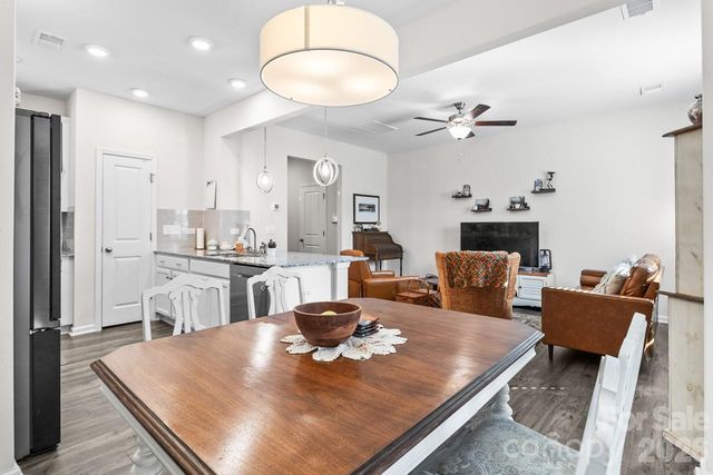 3738 Yorkshire Place, Terrell, NC 28682