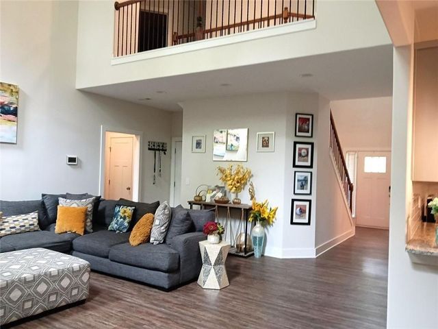 807 Ridgeview Court, Hampton, GA 30228