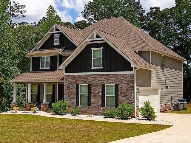 807 Ridgeview Court, Hampton, GA 30228