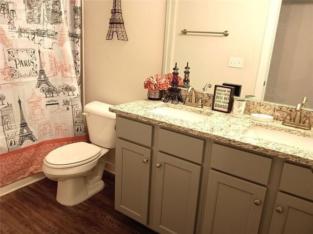 807 Ridgeview Court, Hampton, GA 30228