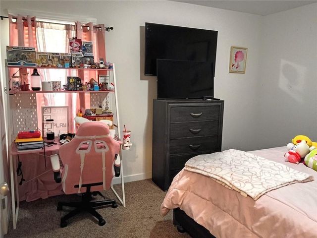 807 Ridgeview Court, Hampton, GA 30228