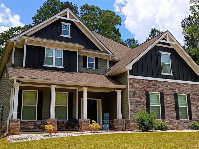 807 Ridgeview Court, Hampton, GA 30228