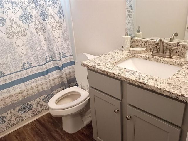 807 Ridgeview Court, Hampton, GA 30228
