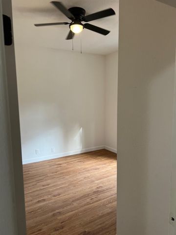 522 E Woodard Street, Denison, TX 75021