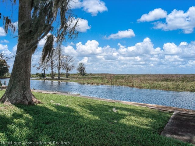 1317 Lakeshore Drive, Lorida, FL 33857