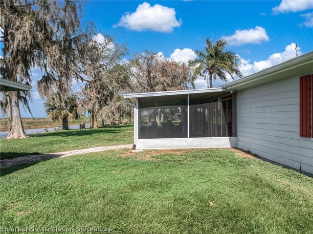 1317 Lakeshore Drive, Lorida, FL 33857