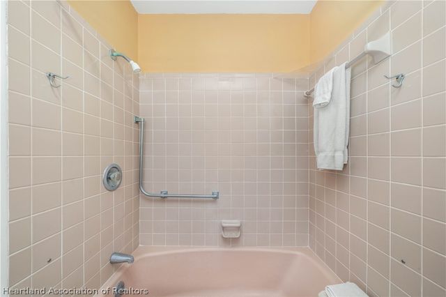 1317 Lakeshore Drive, Lorida, FL 33857