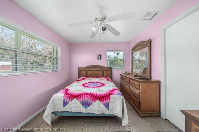 1317 Lakeshore Drive, Lorida, FL 33857