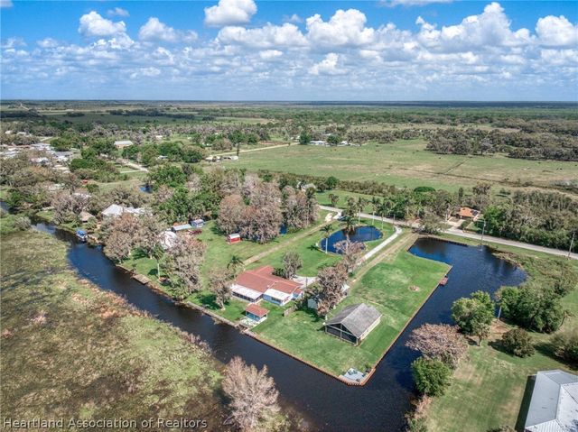 1317 Lakeshore Drive, Lorida, FL 33857