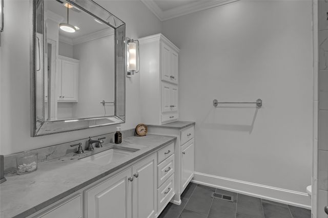 710 W 107th Place S, Jenks, OK 74037