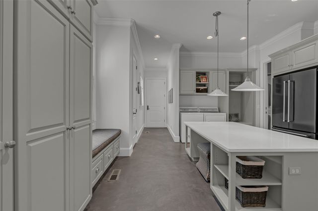 710 W 107th Place S, Jenks, OK 74037