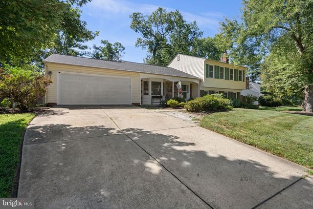 7805 RICHFIELD RD, Springfield, VA 22153