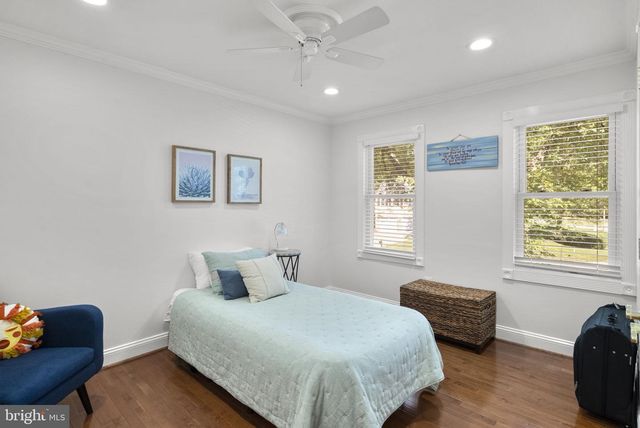 7805 RICHFIELD RD, Springfield, VA 22153