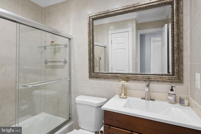 7805 RICHFIELD RD, Springfield, VA 22153