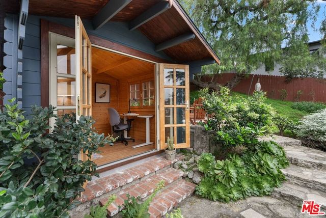 2559 Corralitas Drive, Los Angeles, CA 90039