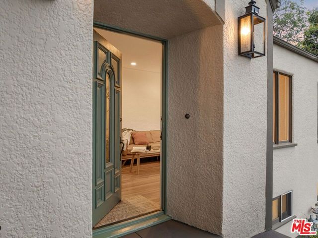 2559 Corralitas Drive, Los Angeles, CA 90039