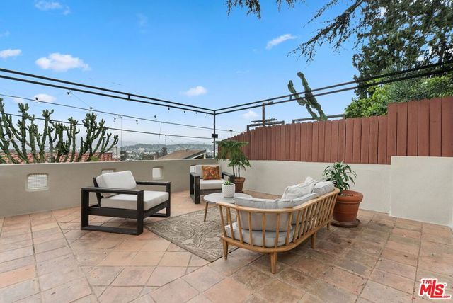 2559 Corralitas Drive, Los Angeles, CA 90039
