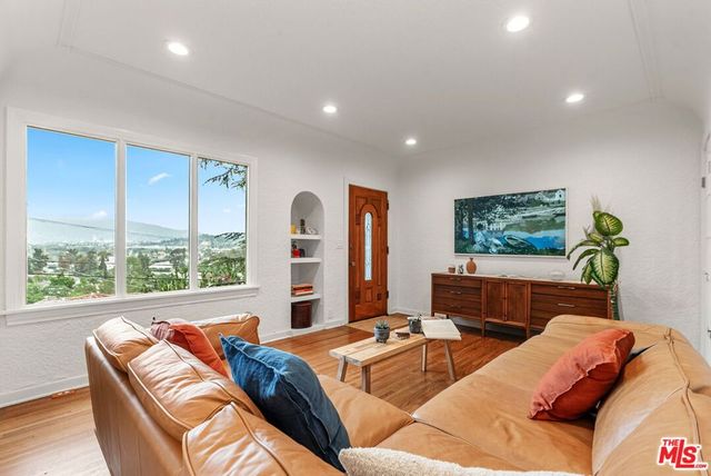 2559 Corralitas Drive, Los Angeles, CA 90039