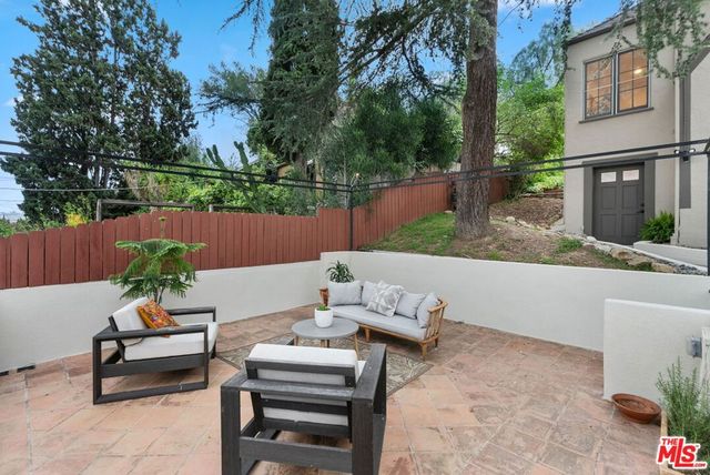 2559 Corralitas Drive, Los Angeles, CA 90039