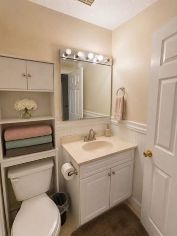 31 Symonds St 20, Salem, MA 01970