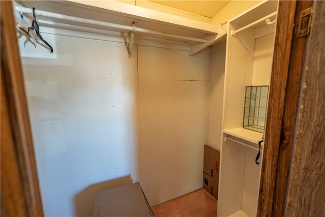 4070 N Cowlic Road, Golden Valley, AZ 86413