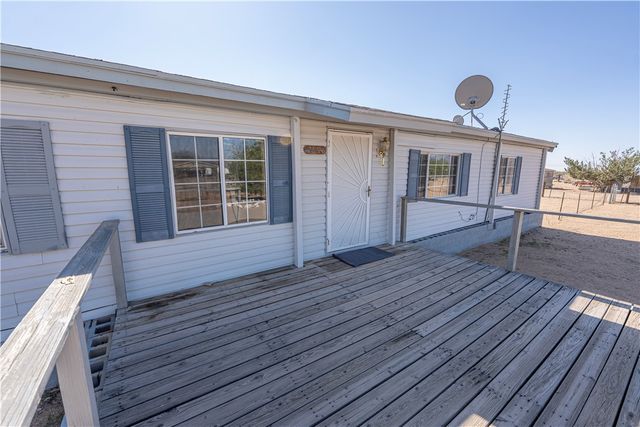 4070 N Cowlic Road, Golden Valley, AZ 86413