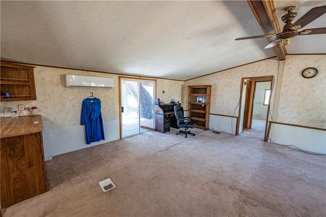 4070 N Cowlic Road, Golden Valley, AZ 86413