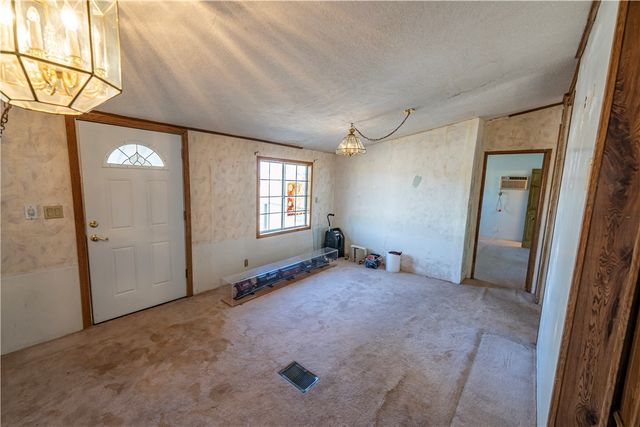 4070 N Cowlic Road, Golden Valley, AZ 86413