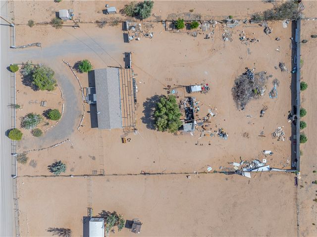 4070 N Cowlic Road, Golden Valley, AZ 86413