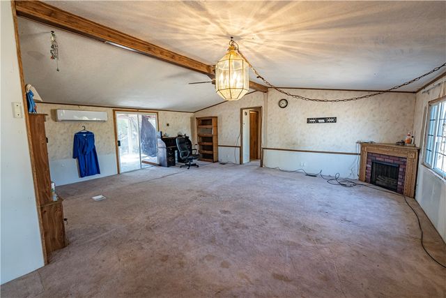 4070 N Cowlic Road, Golden Valley, AZ 86413