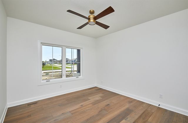 1302 NW Arbor Drive, Ankeny, IA 50023