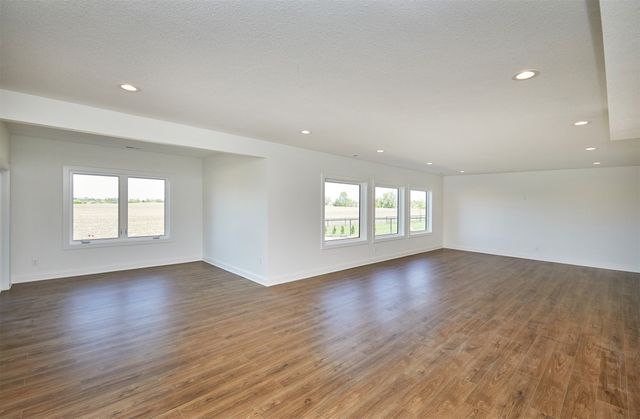 1302 NW Arbor Drive, Ankeny, IA 50023