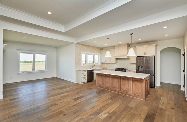 1302 NW Arbor Drive, Ankeny, IA 50023