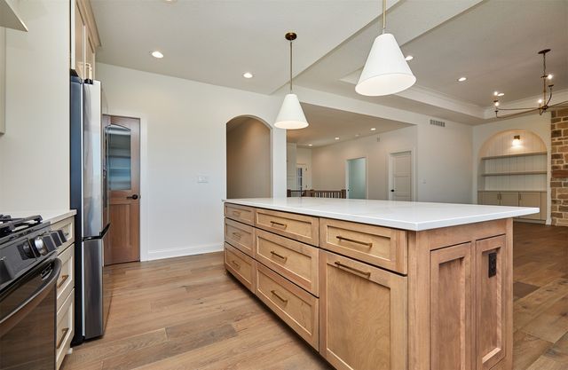 1302 NW Arbor Drive, Ankeny, IA 50023