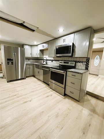 2310 21ST STREET S, St Petersburg, FL 33712