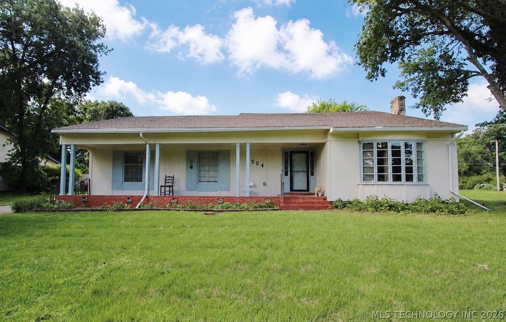 1504 E 7th Street, Okmulgee, OK 74447