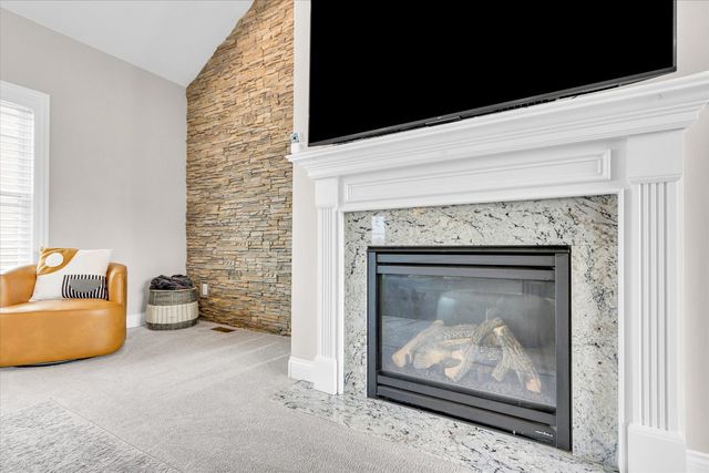 1010 Declaration Drive, Savoy, IL 61874