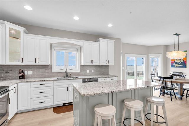 1010 Declaration Drive, Savoy, IL 61874